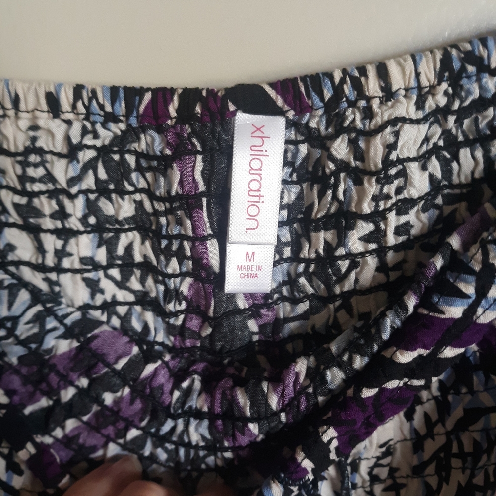 Fun Patterned Romper - Picture 4 of 5